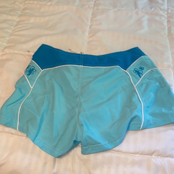 Shorts beach club - Picture 2 of 3